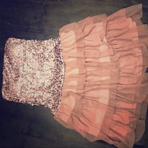 Rose short mid dress.